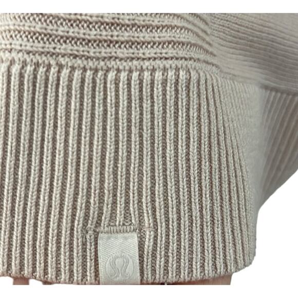 Lululemon Cashlu Knit Pullover in Oatmeal, Size 8 - Picture 4 of 4